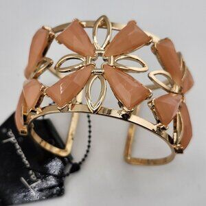 Nwt Taramanda Gold Tone‎ Peach Wide Open Work Cuff Bracelet